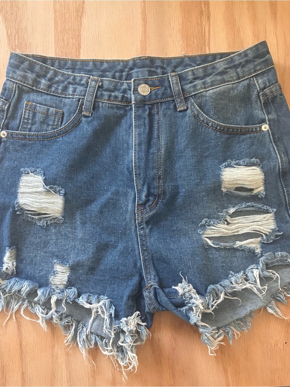 SHEIN Frayed Hem Distressed High Rise Denim Shorts - Blue - Medium